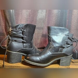 Womens Black Lace Back High Top Ankle Boots Biker Western Size 8/9